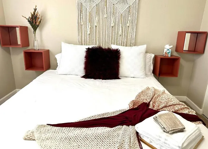 Cozy Bohemian W/ Hot Tub In Hotel 4*